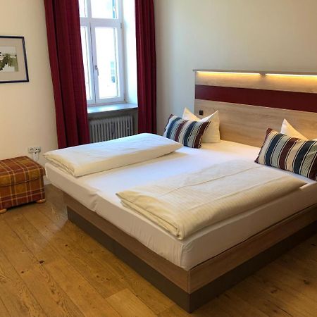Hotel-Gasthof Floetzinger Braeu Розенхайм Экстерьер фото