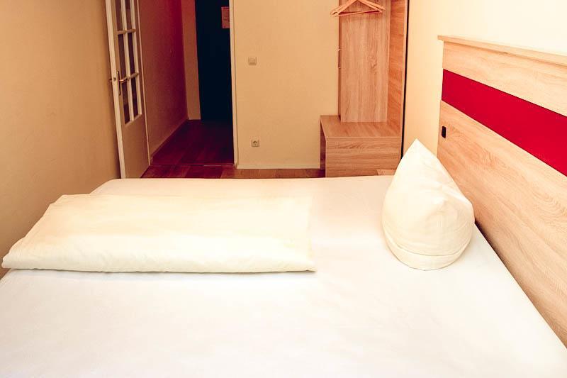 Hotel-Gasthof Floetzinger Braeu Розенхайм Экстерьер фото